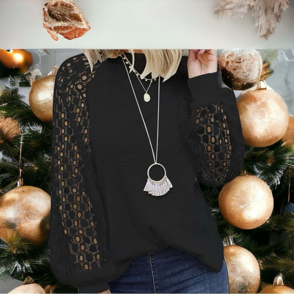 Micro star Women’s Black Lace-Crochet Detail on Sleeve Top -Sz Sm-NWOT🖤☀️ - Picture 10 of 10